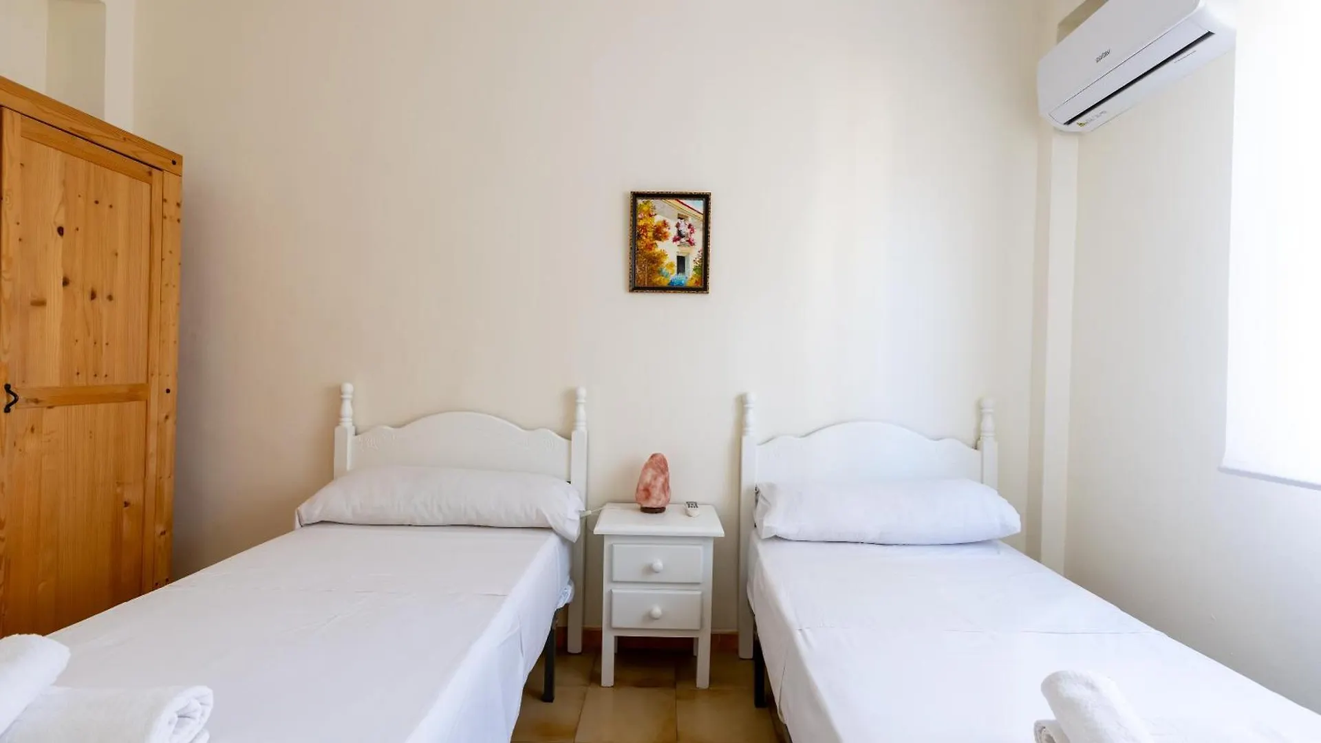 Apartamento Familiar Maria Auxiliadora Sevilla 0*,