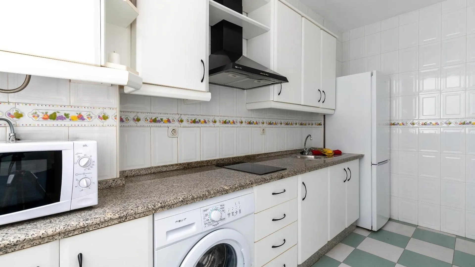 Apartamento Familiar Maria Auxiliadora Seville 0*,